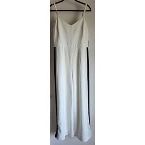 NWT AQUA Jumpsuit Womens M White Black Colorblock Sleeveless V-Neck Romper